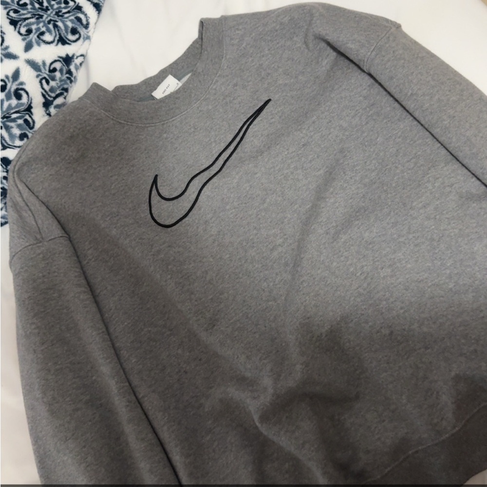 Nike Sweater